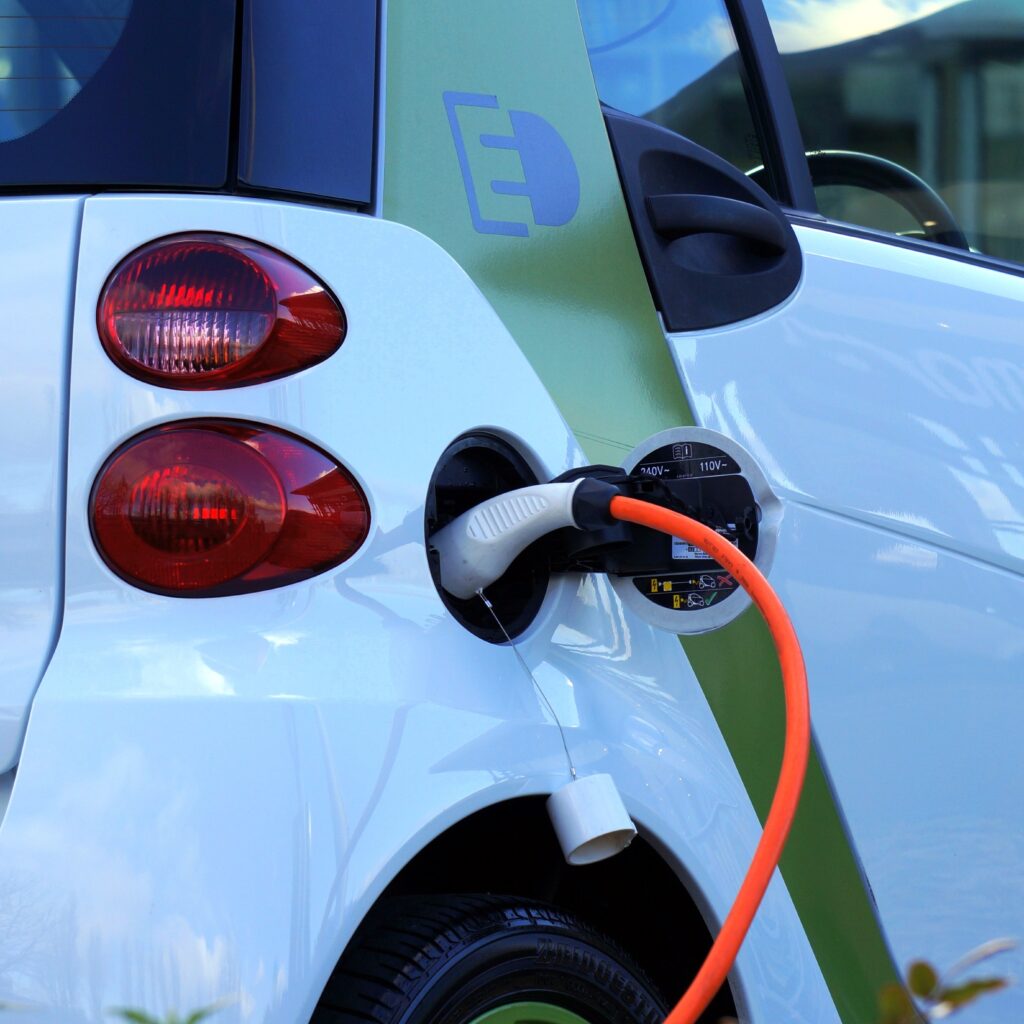 Your guide to an Electric Vehicle Engineer Engineer's